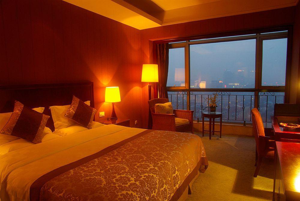 Yiwu Yi He Hotel ภายนอก รูปภาพ