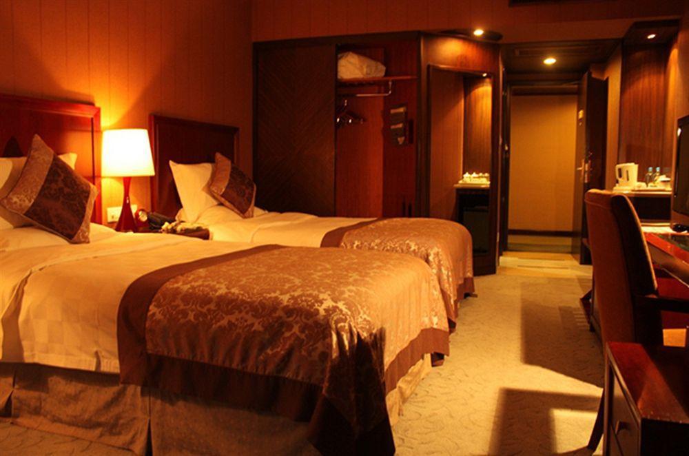 Yiwu Yi He Hotel ภายนอก รูปภาพ