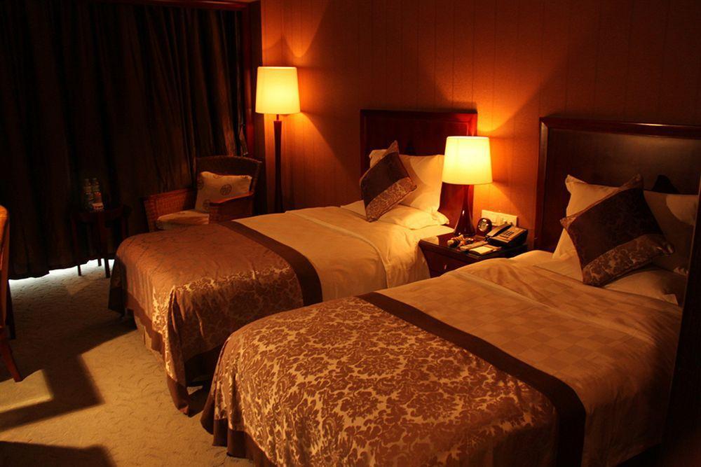 Yiwu Yi He Hotel ภายนอก รูปภาพ