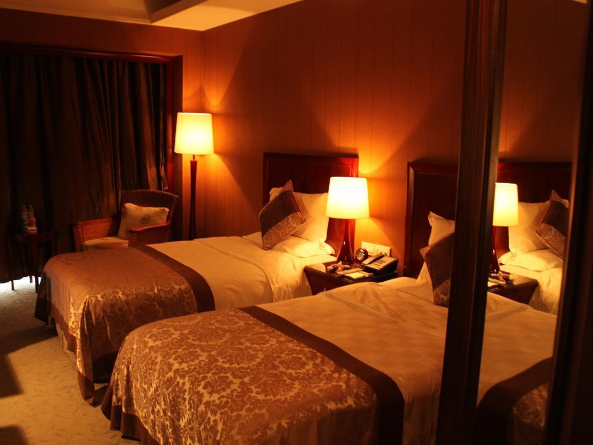 Yiwu Yi He Hotel ภายนอก รูปภาพ