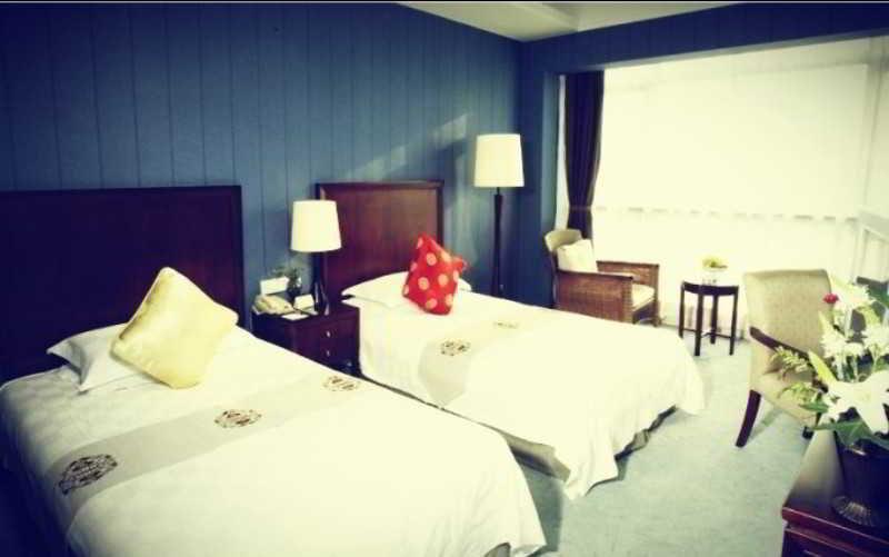 Yiwu Yi He Hotel ภายนอก รูปภาพ