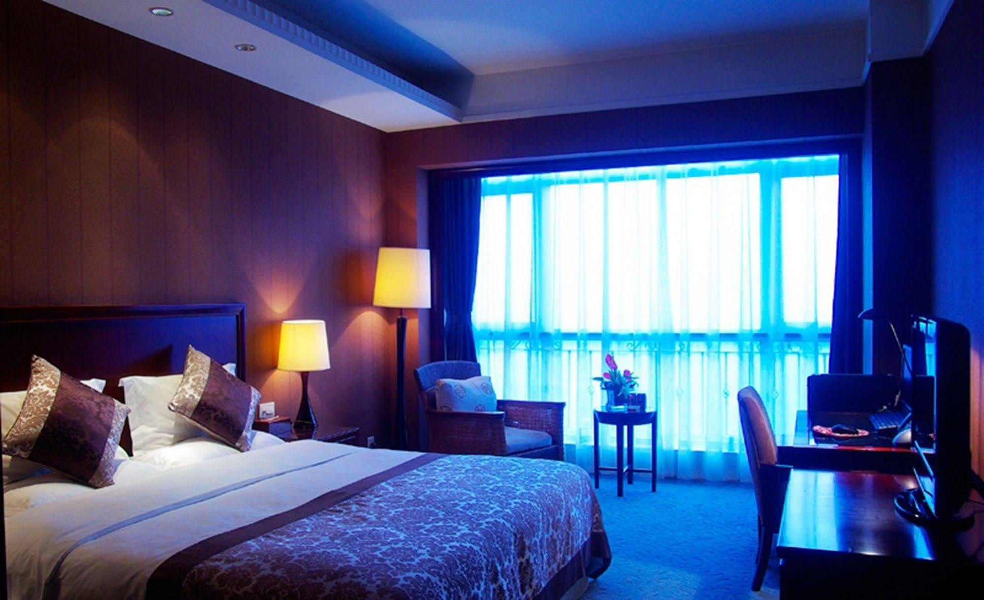 Yiwu Yi He Hotel ภายนอก รูปภาพ