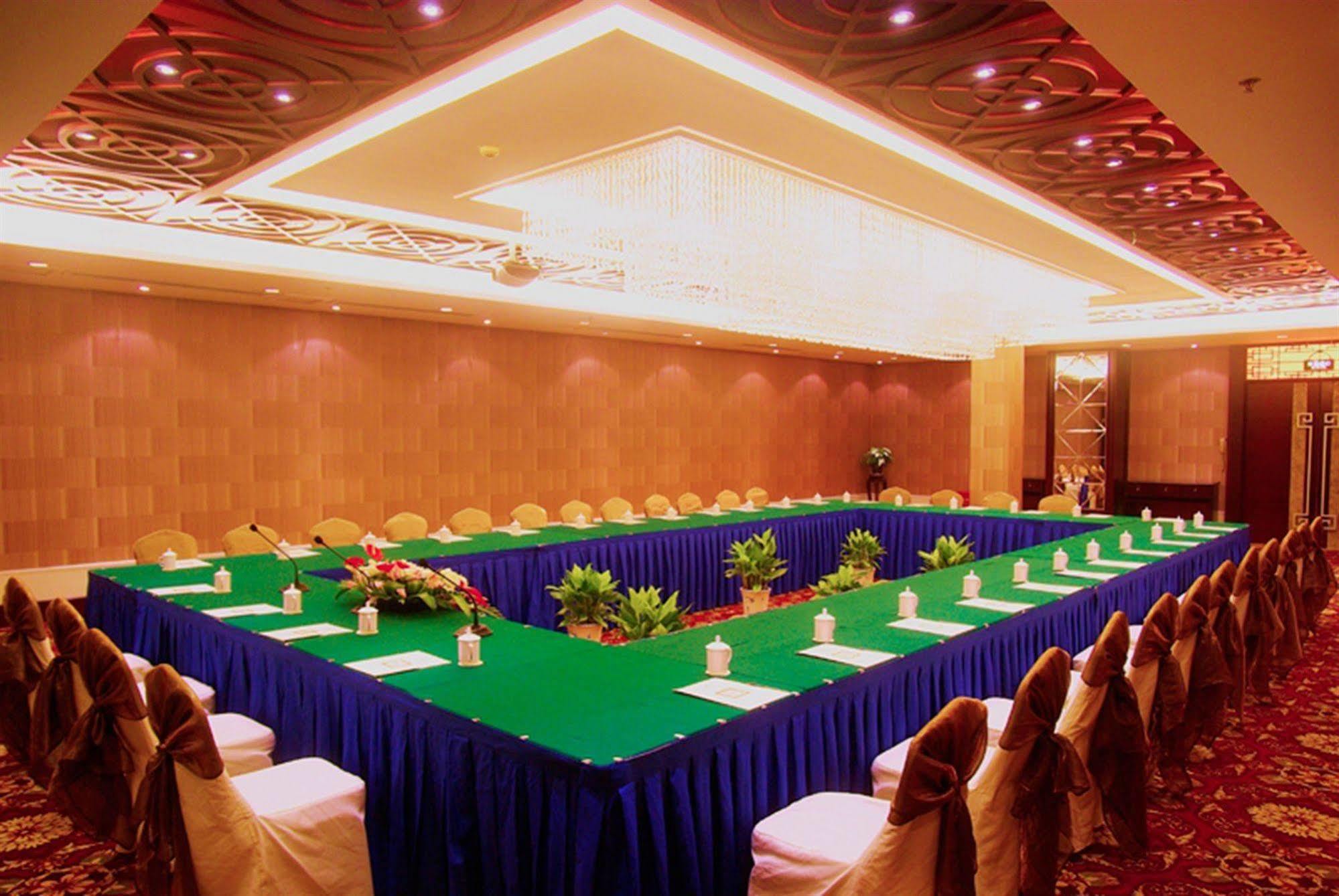 Yiwu Yi He Hotel ภายนอก รูปภาพ